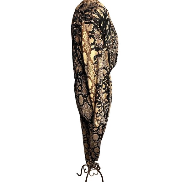 Venus woman’s small snake print romper elastic waist pockets straight leg - Picture 8 of 13